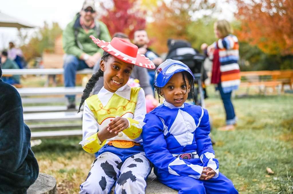 Leesburg animal park christmas village